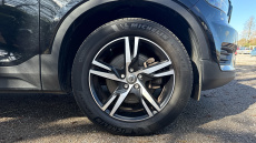 Volvo Xc40 2.0 B4P R DESIGN 5dr Auto Petrol Estate